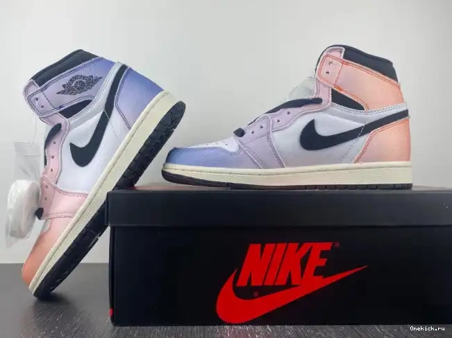 One Kick OG Retro DX0054-805 Jordan 1 Skyline High 0530